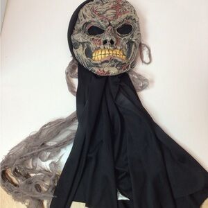 Vintage Easter Unlimited Scary Skull Mask with Black Hood and Shroud